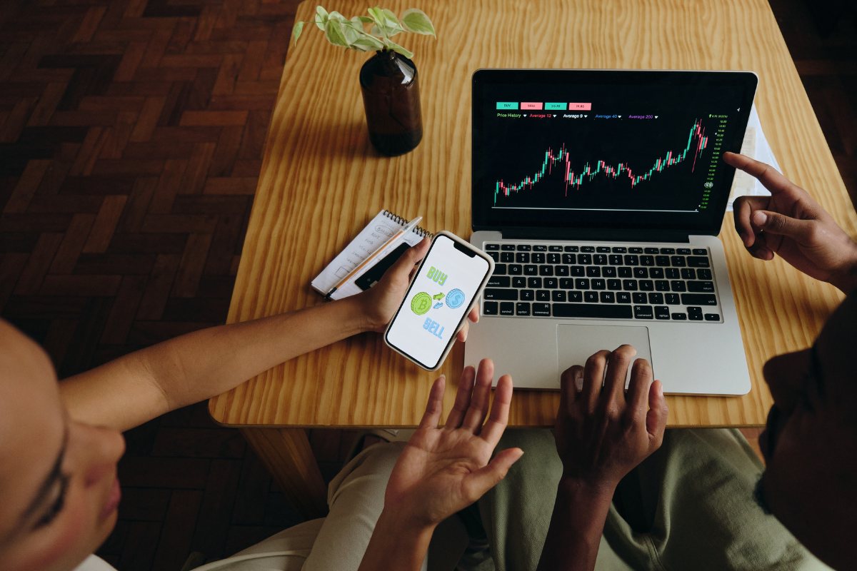 UAE calls on financial influencers to obtain licence
