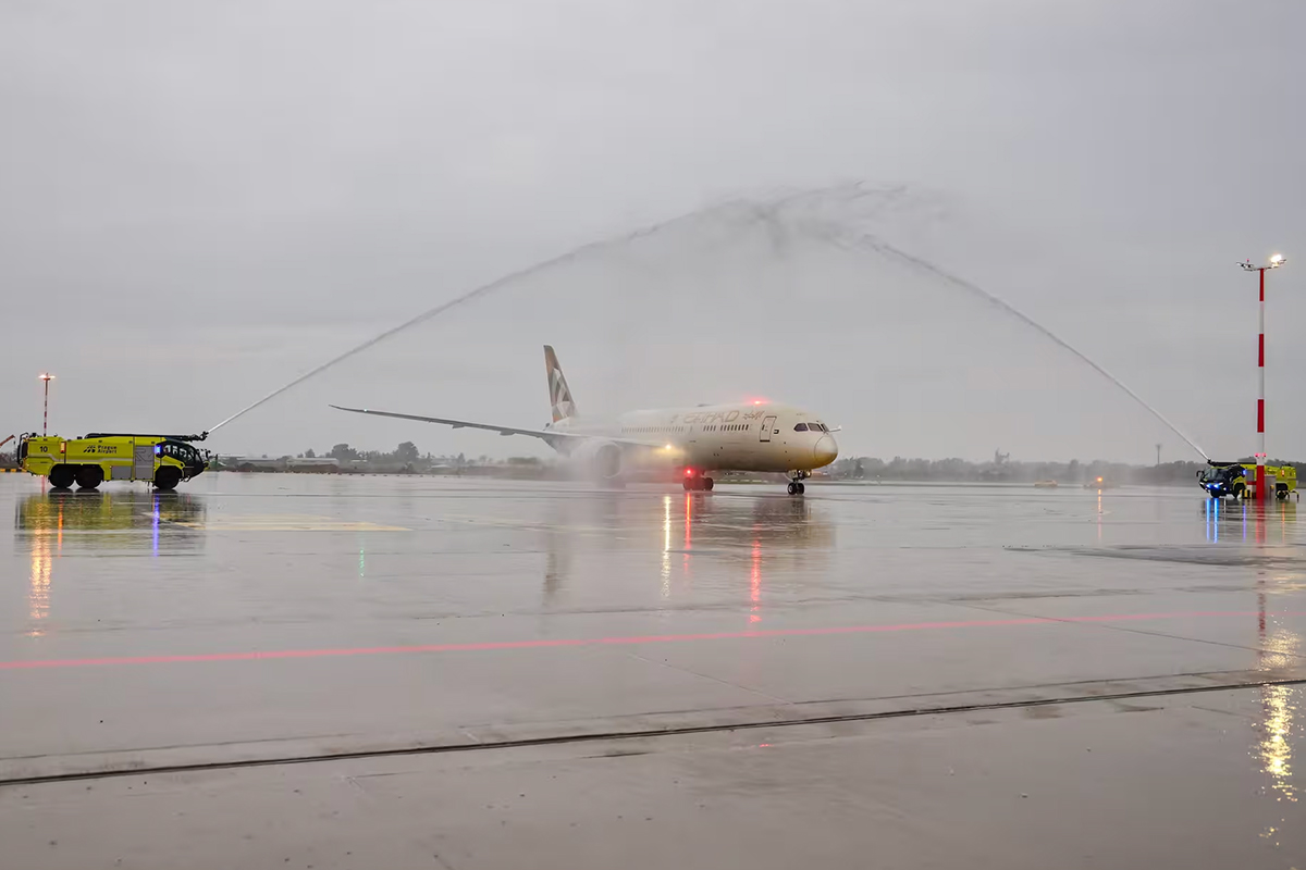 Etihad Airways launches new flights to Prague, Warsaw in Central Europe expansion