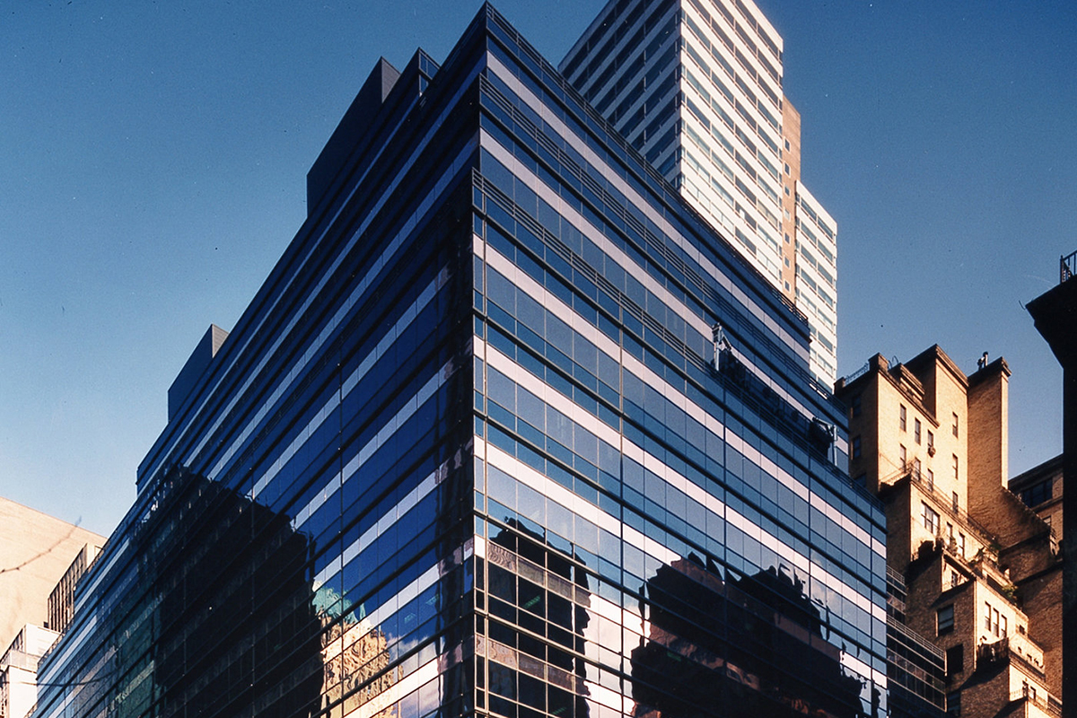 PIF reportedly looking at two-thirds stake in prime Manhattan tower