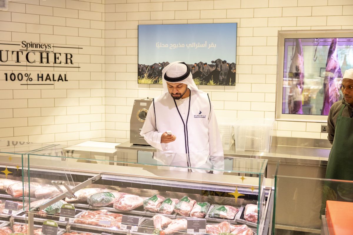 Dubai Municipality completes 34,700 food safety inspections in first half of 2025