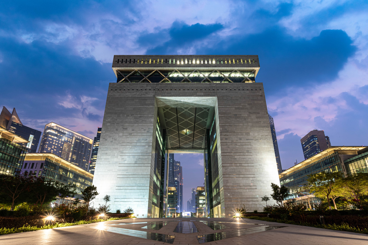 The Great Wealth Migration: Why Global Family Offices are Choosing DIFC Over Switzerland